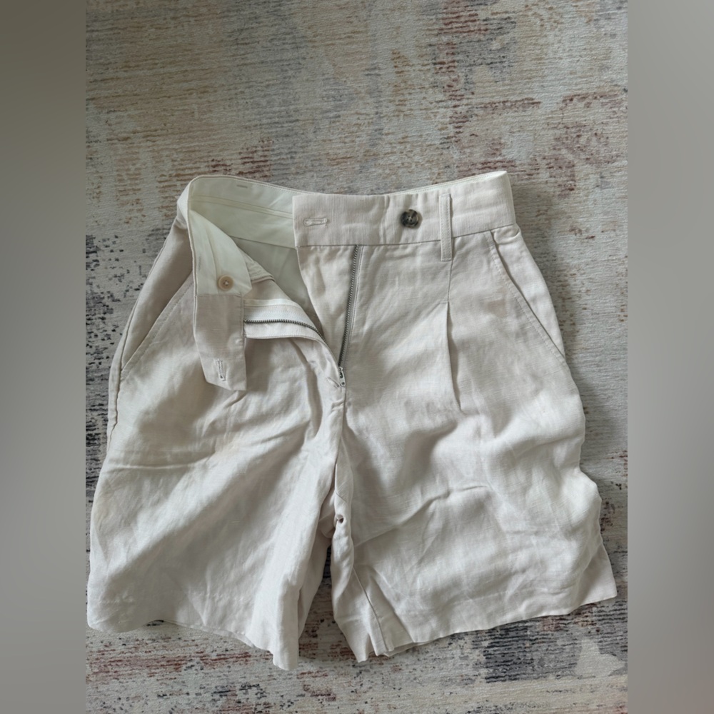 Aritzia effortless linen shorts - Picture 5 of 6